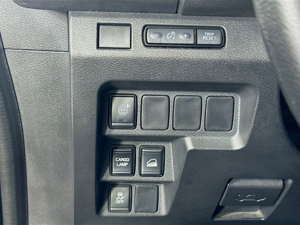 Used 2025 Nissan Frontier S image 21