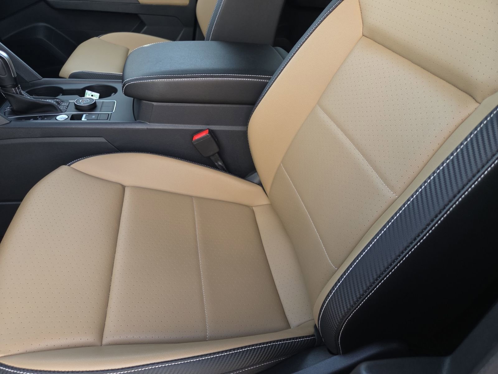 Certified 2023 Volkswagen Atlas Cross Sport SE AWD/4WD image 19