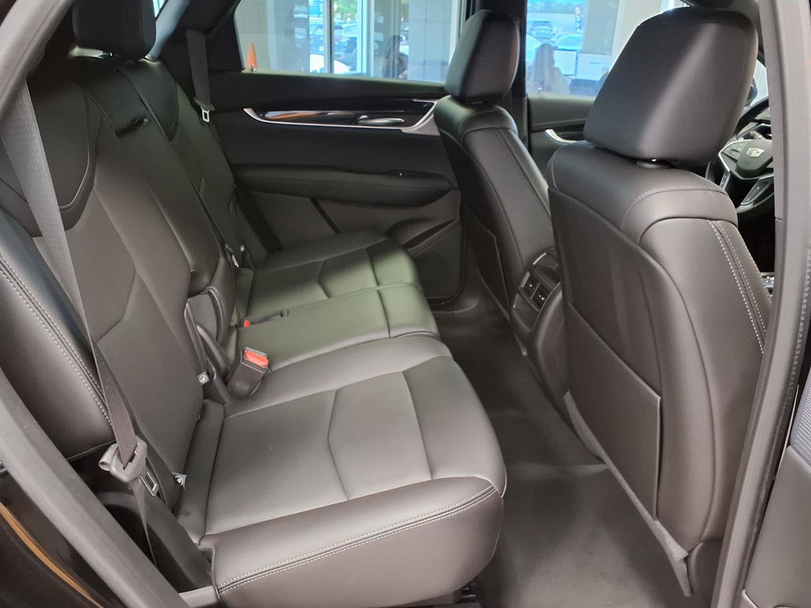 Certified 2024 Cadillac XT5 Premium Luxury FWD image 14