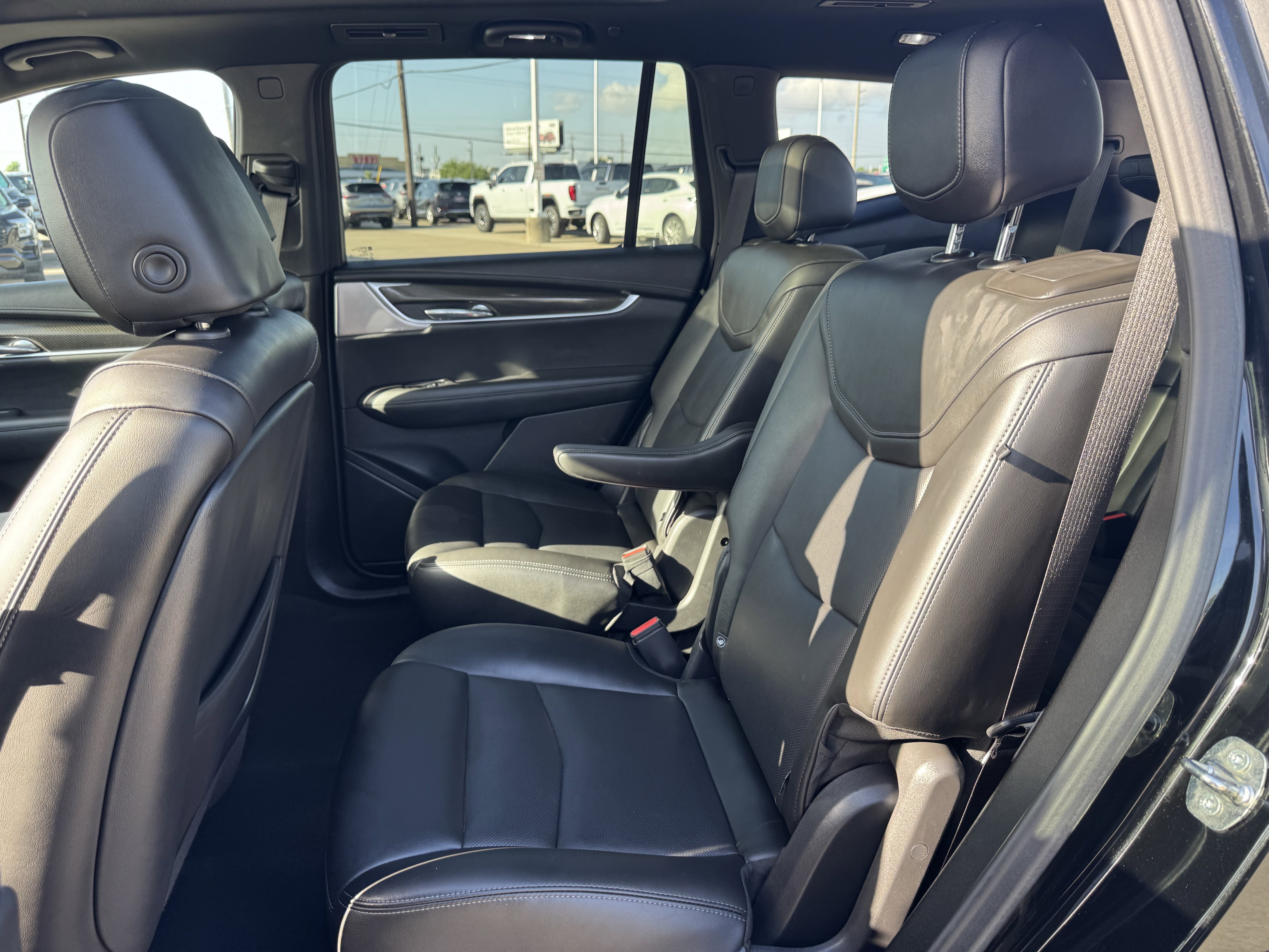 Used 2023 Cadillac XT6 Sport AWD/4WD image 30