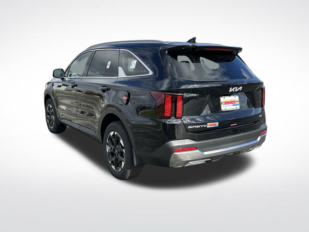 New 2026 Kia Sorento S image 3
