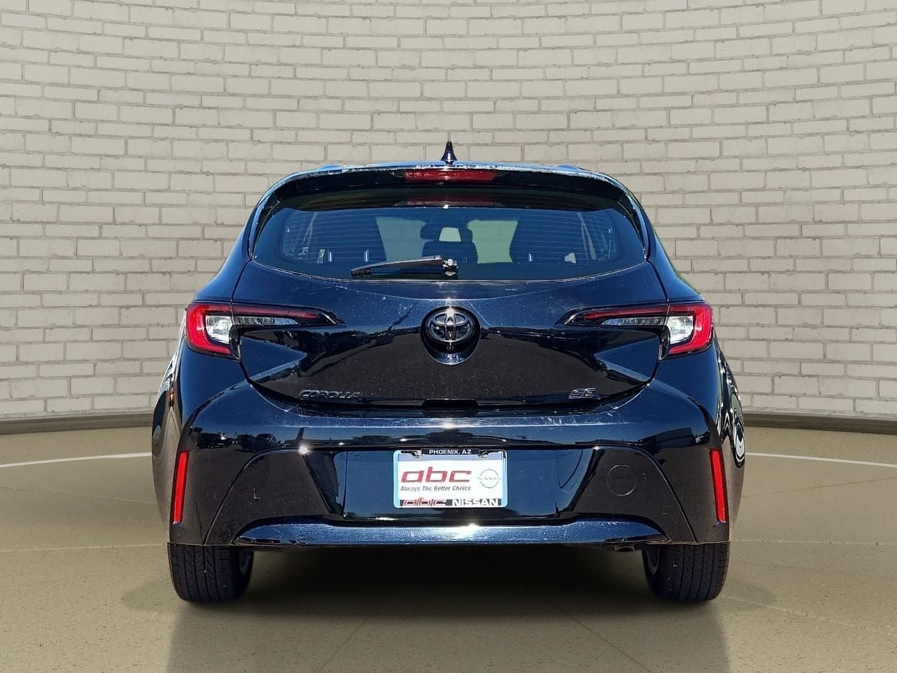 Used 2026 Toyota Corolla SE FWD image 7