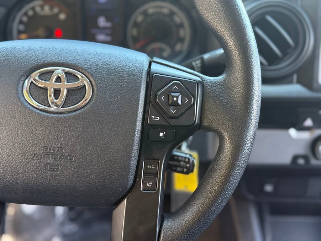 Used 2018 Toyota Tacoma SR RWD image 42