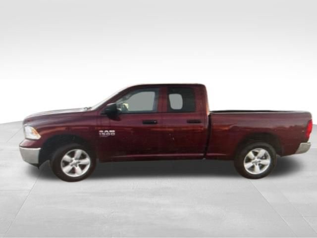 Used 2024 RAM 1500 Classic SLT image 17