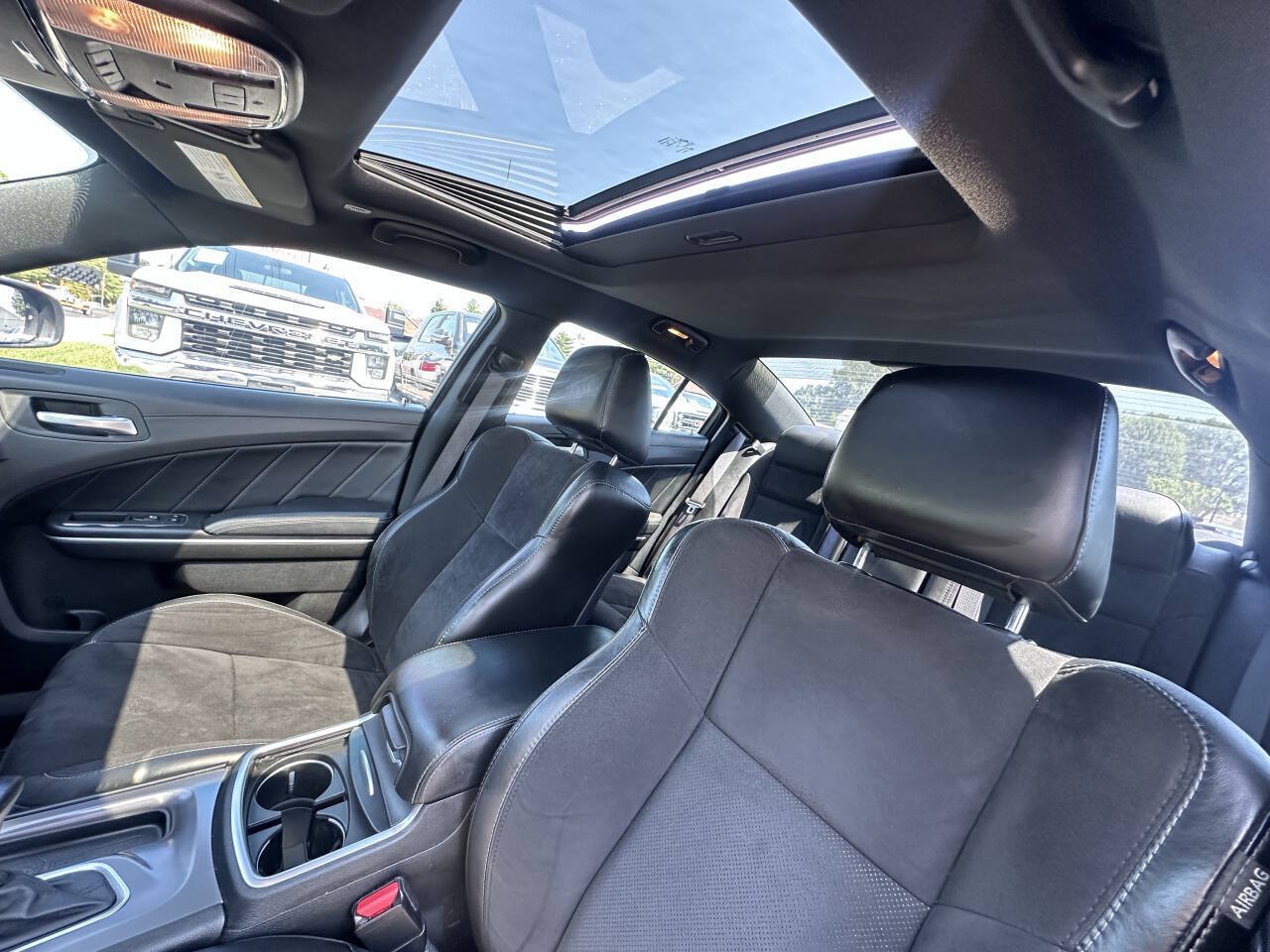 Used 2019 Dodge Charger GT RWD image 22