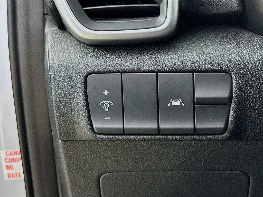 Used 2020 Kia Sportage LX image 10