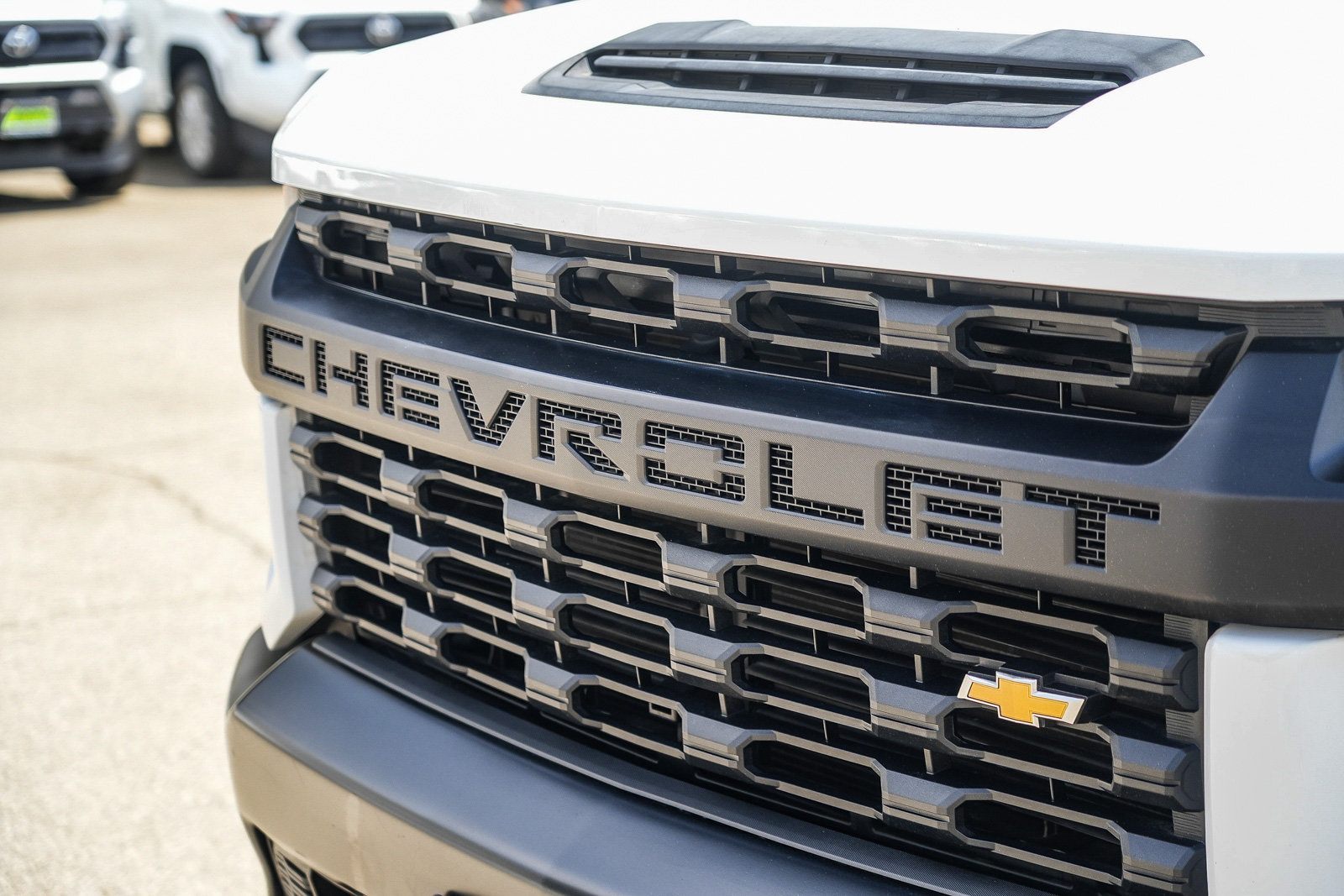 Used 2023 Chevrolet Silverado 2500 W/T w/ WT Convenience Package RWD image 3