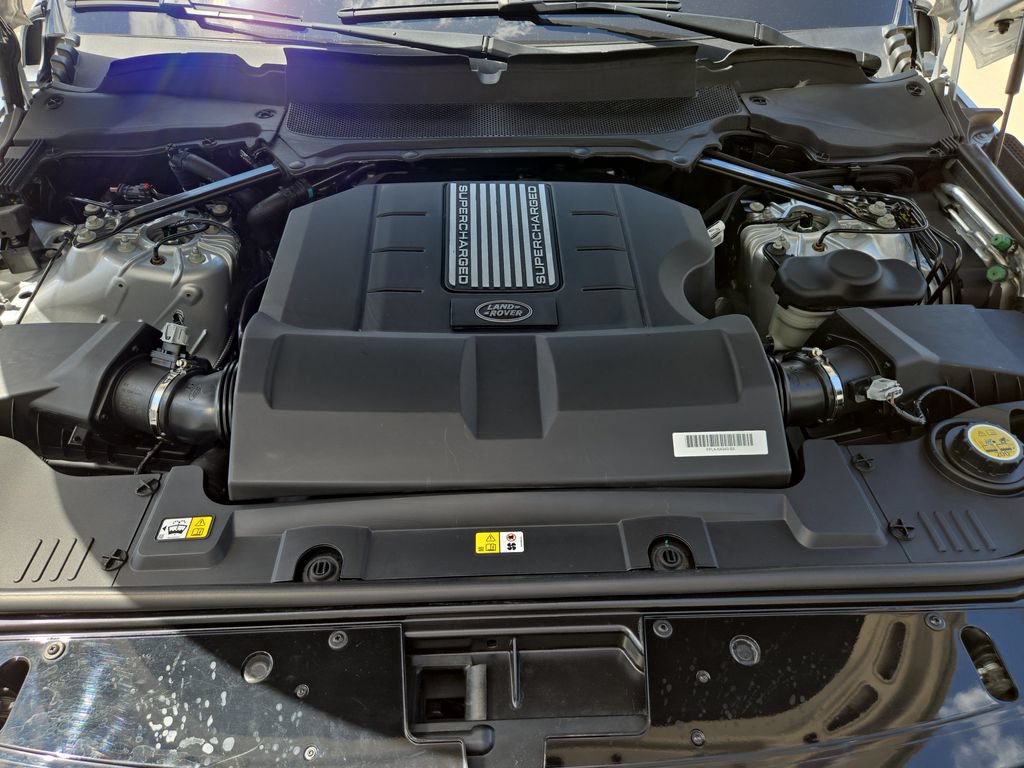 Used 2018 Land Rover Range Rover Supercharged AWD/4WD image 28