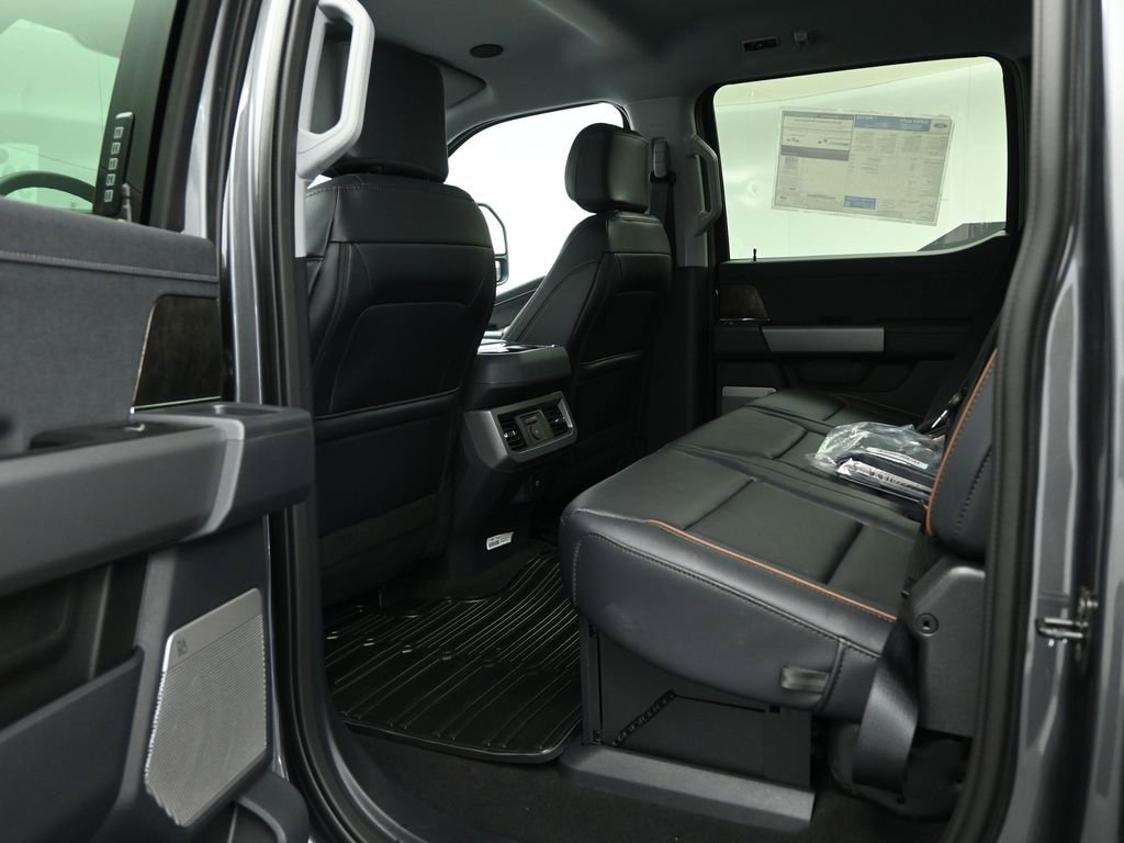 New 2026 Ford F250 Lariat w/ Black Appearance Package image 17