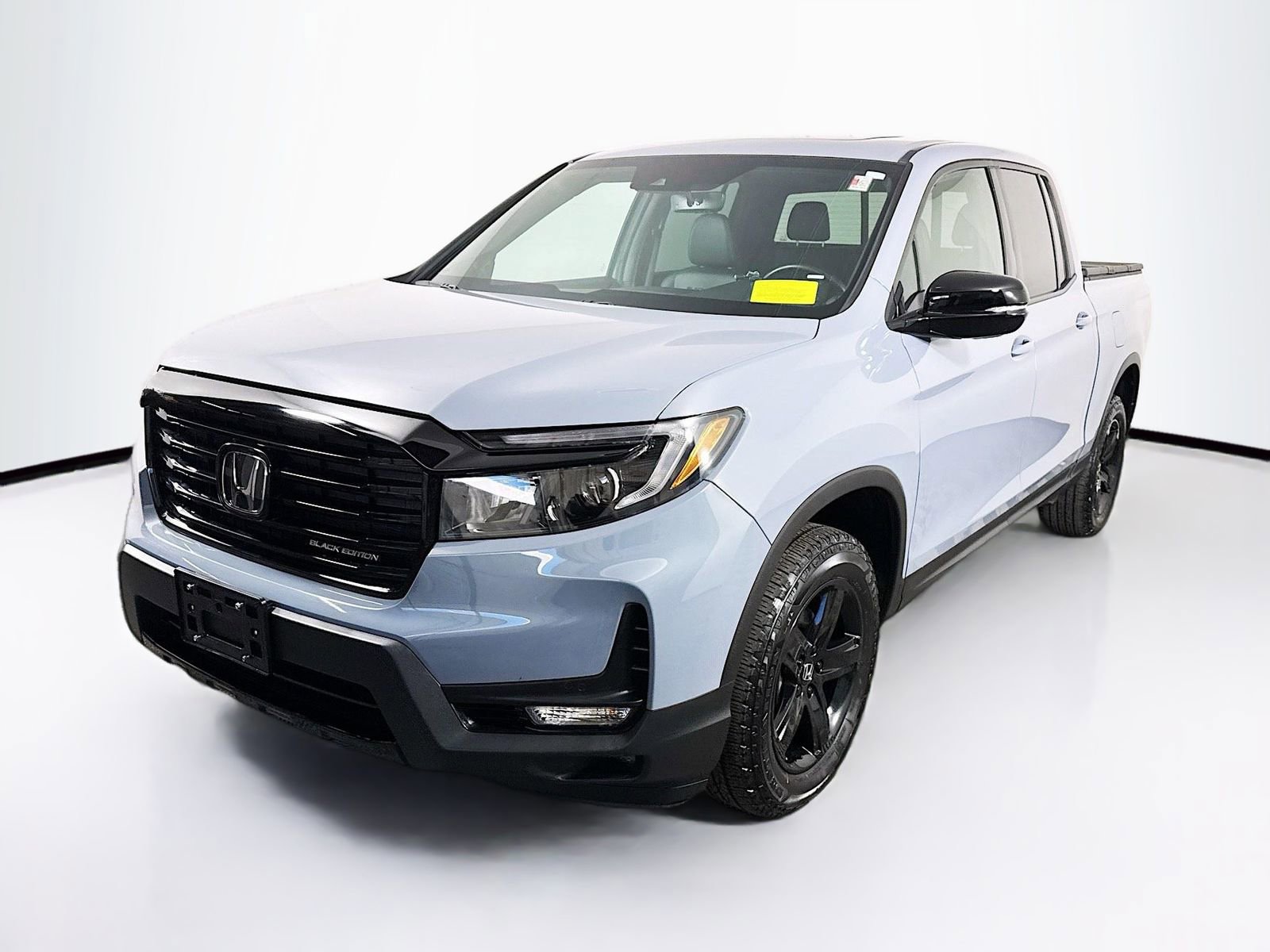 Used 2023 Honda Ridgeline Black Edition image 3