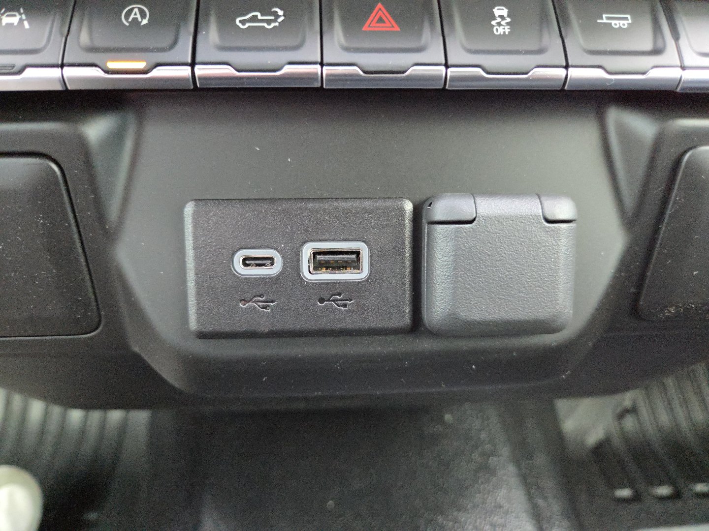 New 2026 GMC Sierra 1500 Pro w/ Pro Value Package RWD image 7