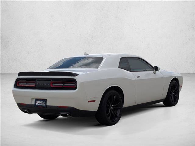 Used 2017 Dodge Challenger SXT Plus image 5