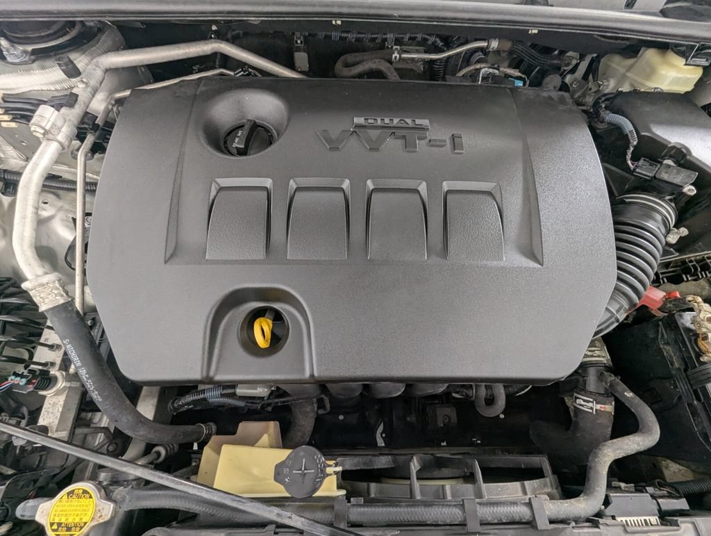 Used 2015 Toyota Corolla S FWD image 9
