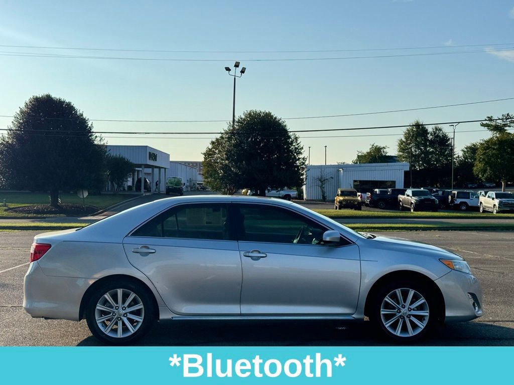 Used 2014 Toyota Camry XLE image 12