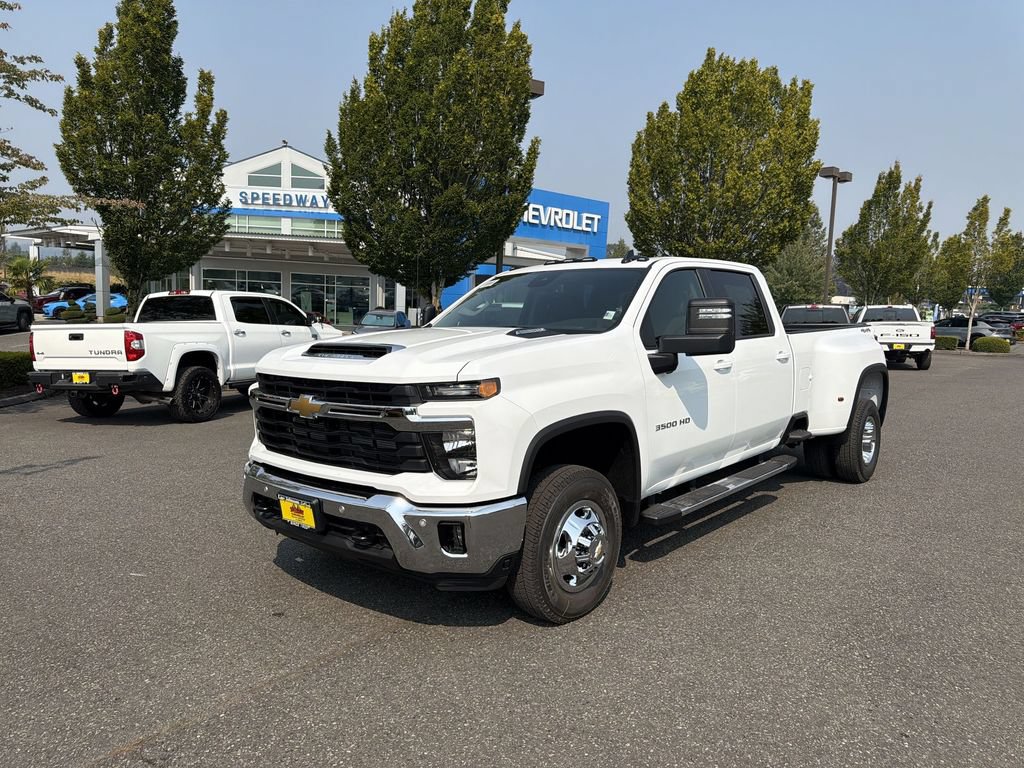New 2026 Chevrolet Silverado 3500 LT w/ All Star Edition AWD/4WD image 5