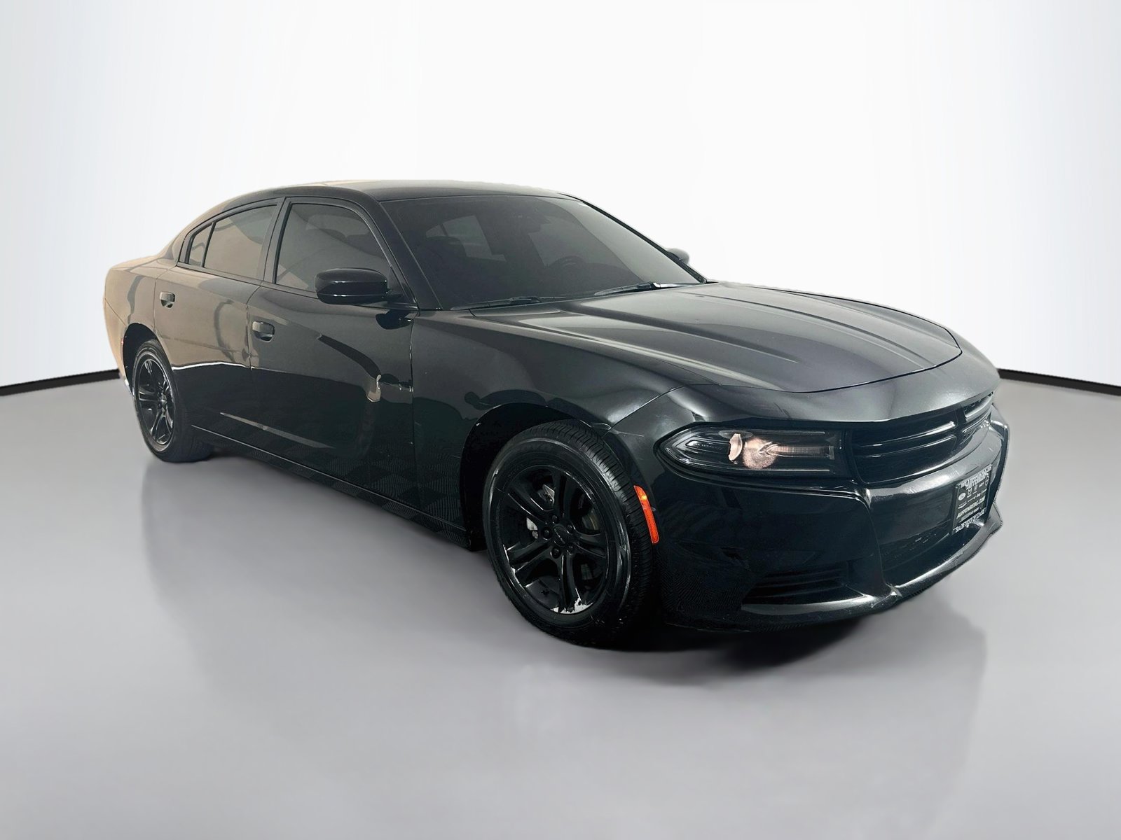 Used 2021 Dodge Charger SXT w/ Leather Interior Group RWD image 1