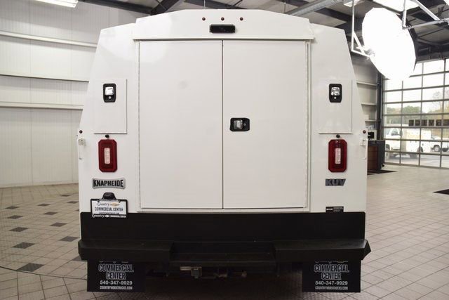 Used 2024 GMC Sierra 3500 Pro w/ Convenience Package image 4