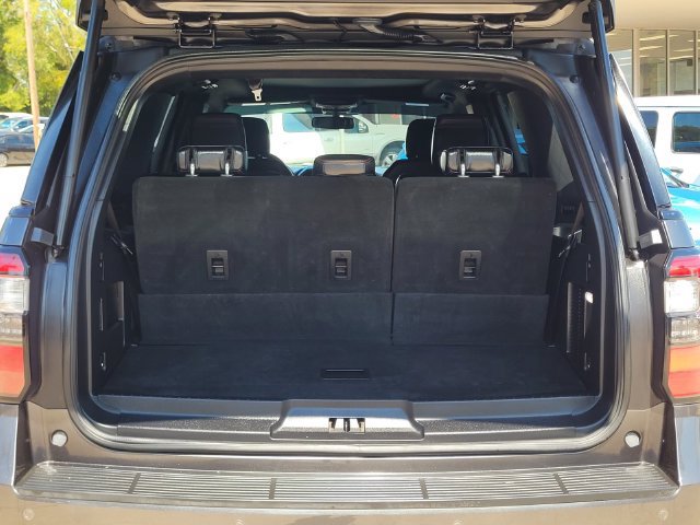 Used 2021 Ford Expedition Limited RWD image 10