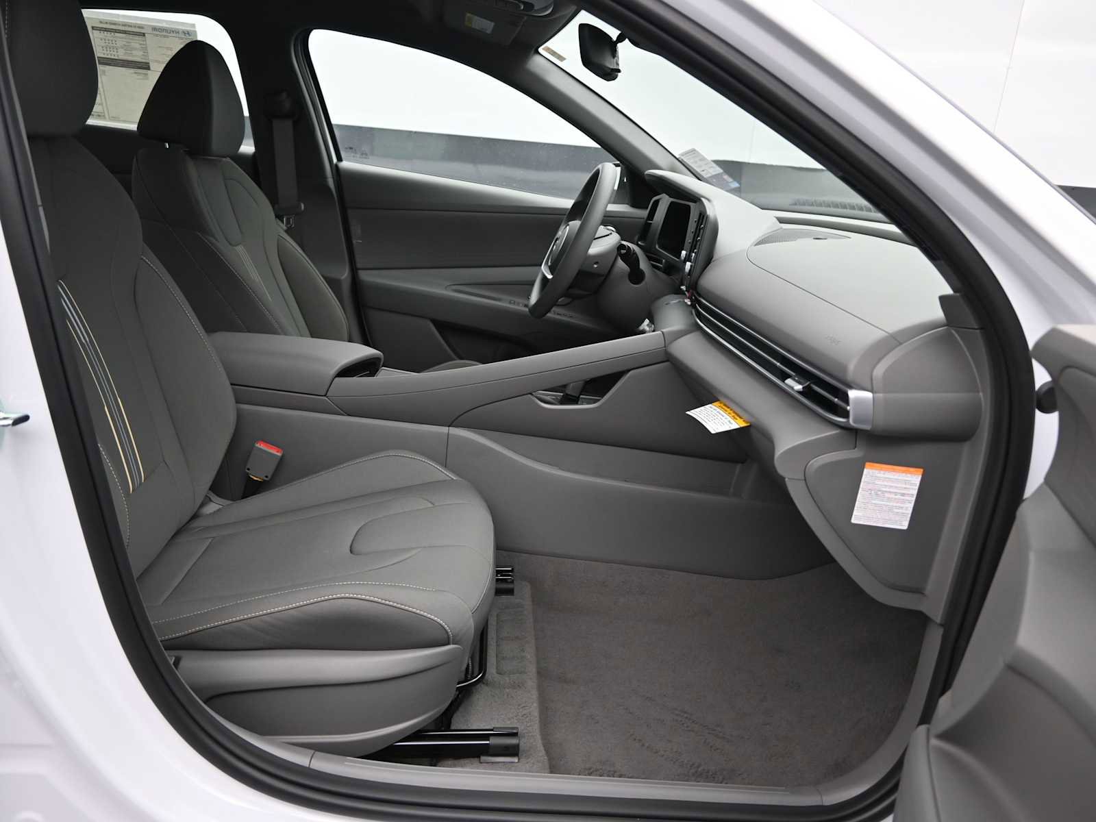 New 2026 Hyundai Elantra Blue image 12