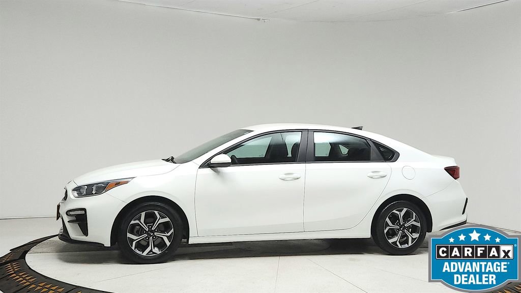 Used 2021 Kia Forte LXS FWD image 2