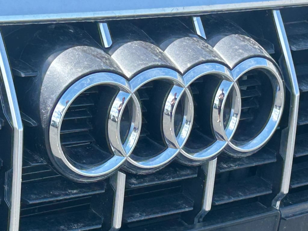 Used 2025 Audi Q3 2.0T Premium AWD/4WD image 10