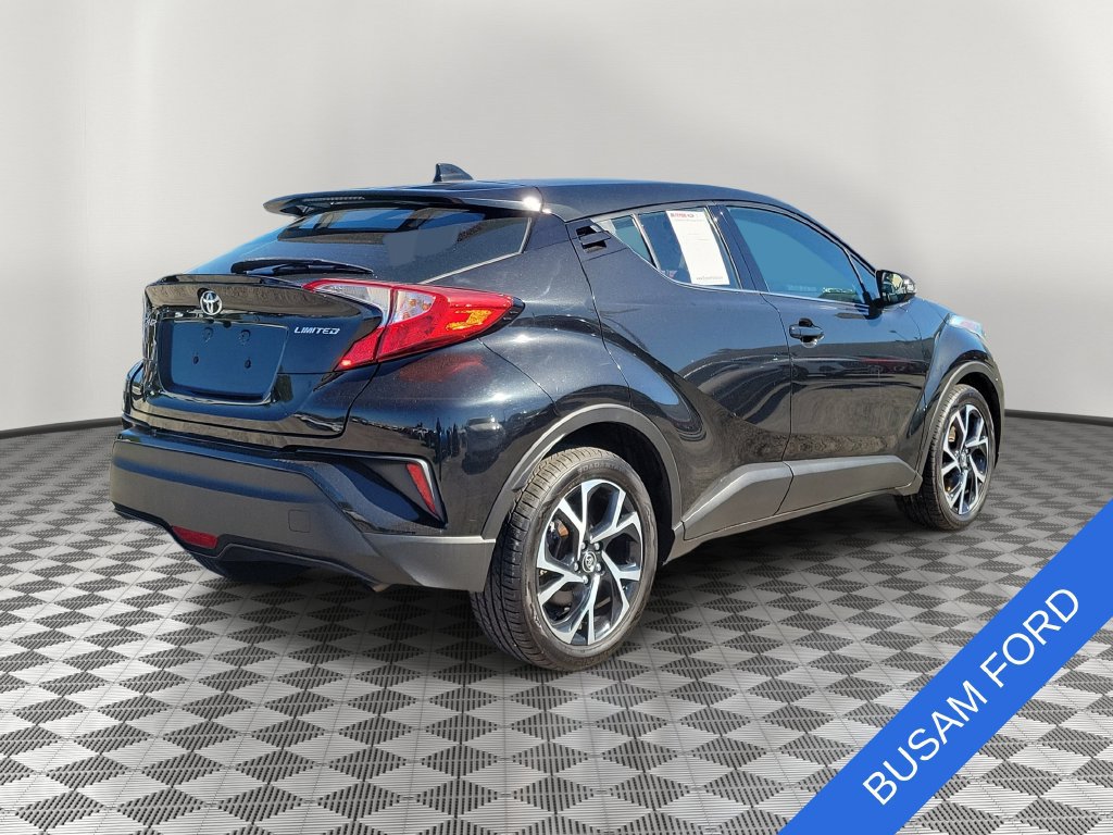 Used 2019 Toyota C-HR Limited FWD image 4