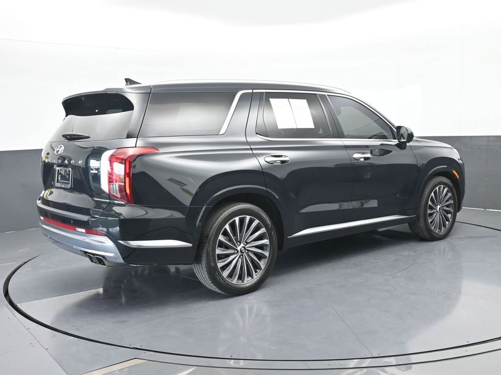 Used 2024 Hyundai Palisade Calligraphy image 6