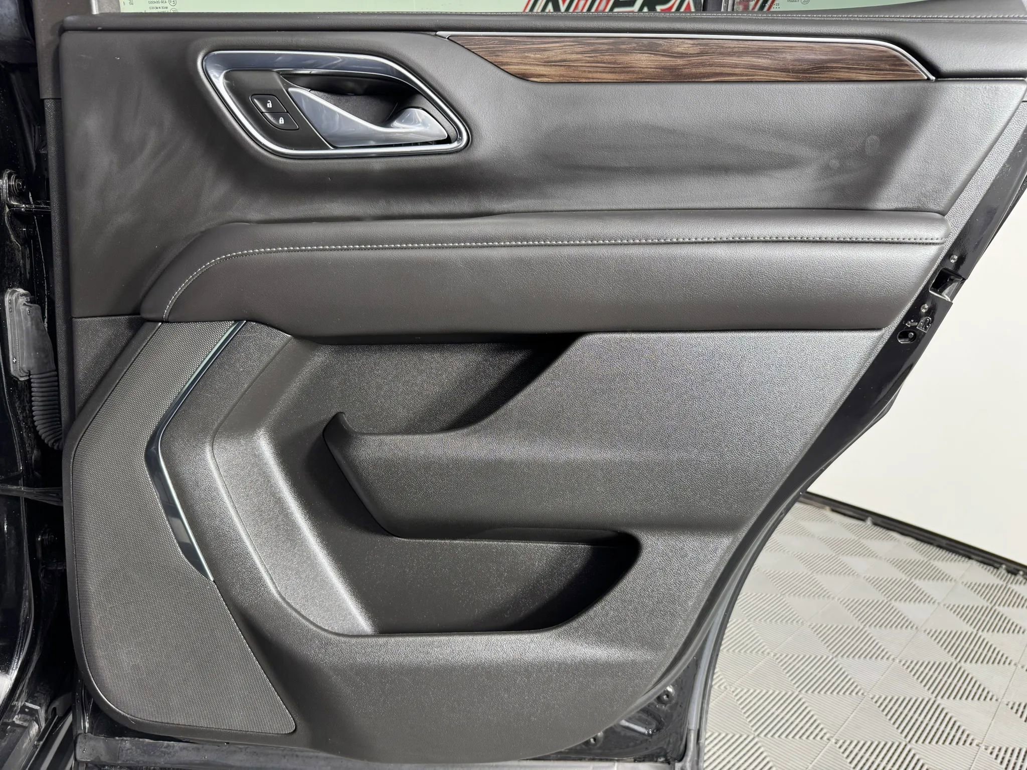 Used 2023 Chevrolet Tahoe LS AWD/4WD image 44