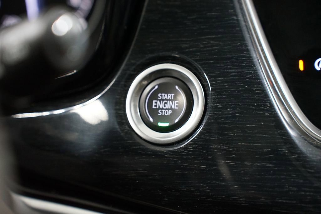 Used 2021 Cadillac XT6 Premium Luxury image 25