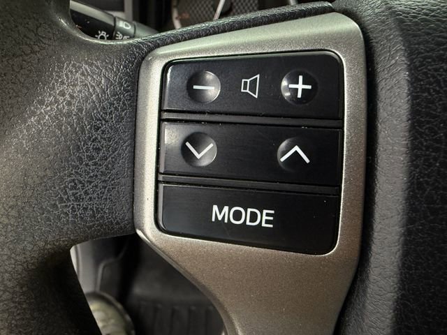 Used 2012 Toyota 4Runner SR5 w/ Convenience Pkg image 11