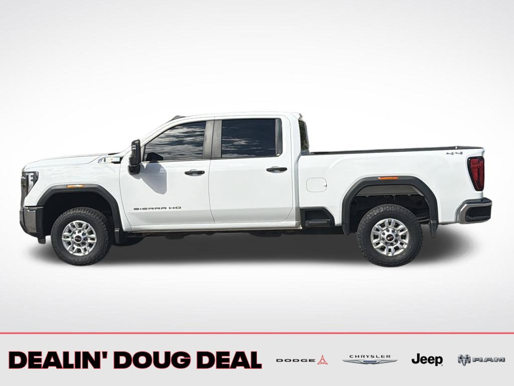 Used 2024 GMC Sierra 2500 Pro w/ Convenience Package AWD/4WD image 3