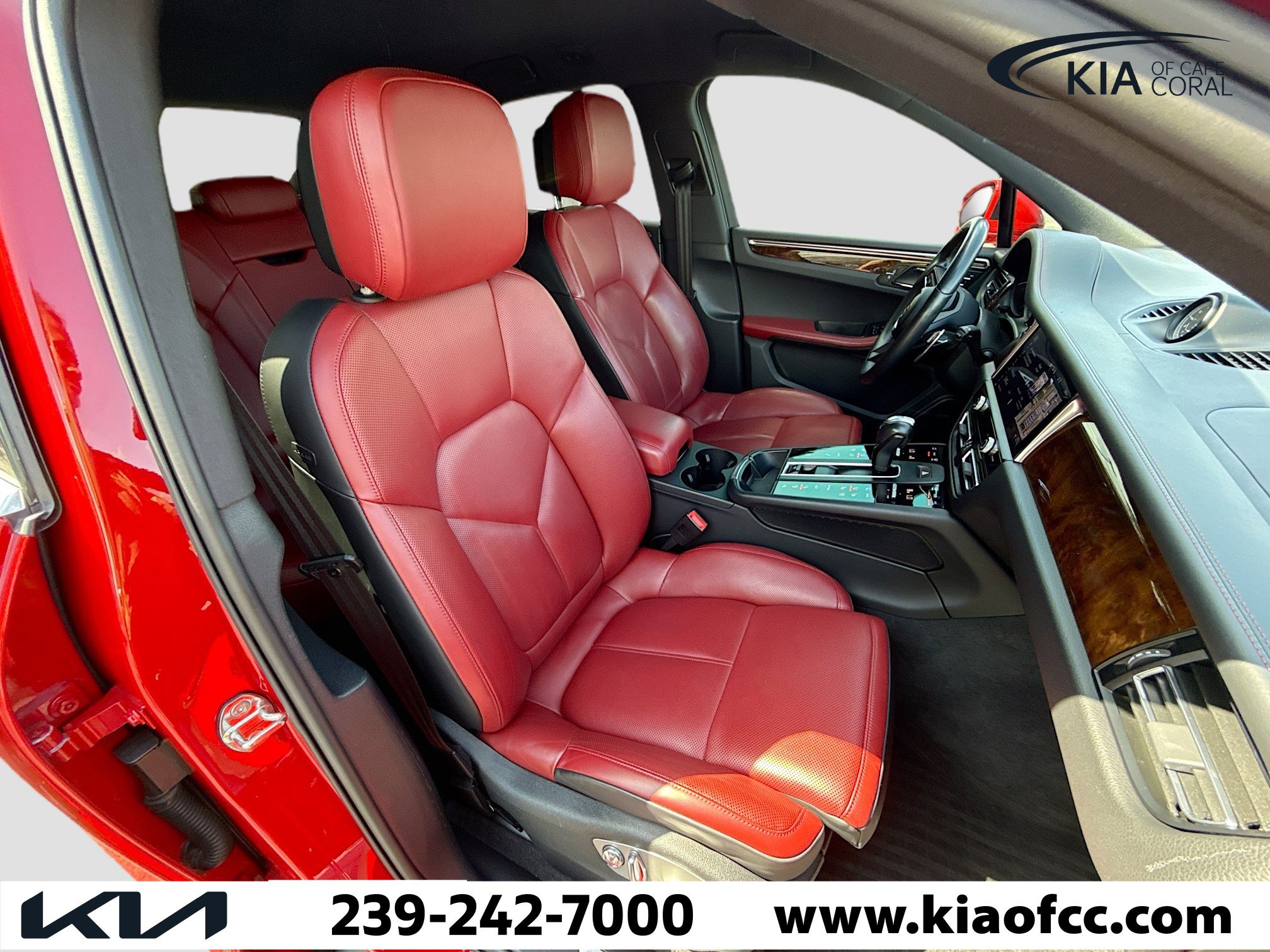 Used 2023 Porsche Macan S image 15