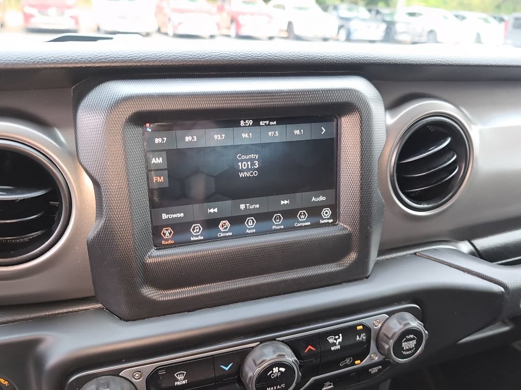 Used 2023 Jeep Wrangler Sport AWD/4WD image 19