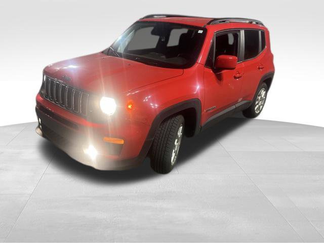 Used 2019 Jeep Renegade Latitude FWD image 4