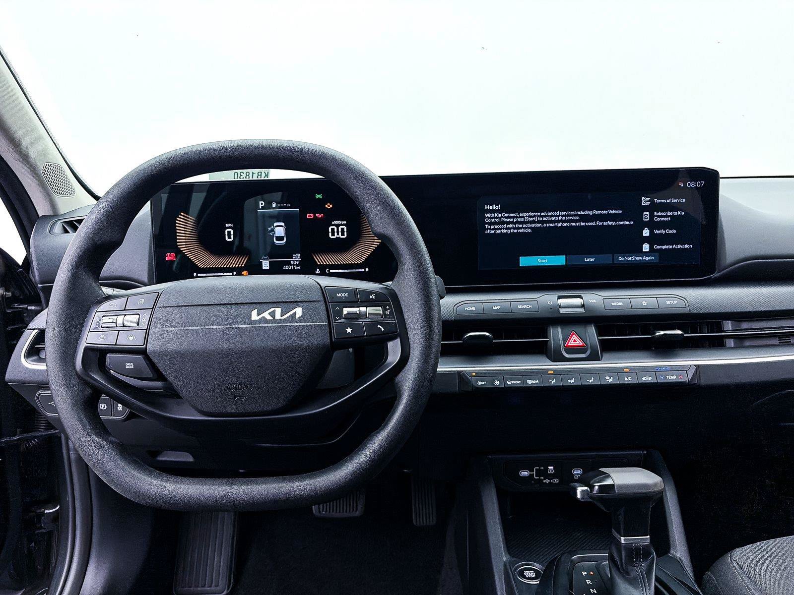 Used 2025 Kia K4 FWD image 3