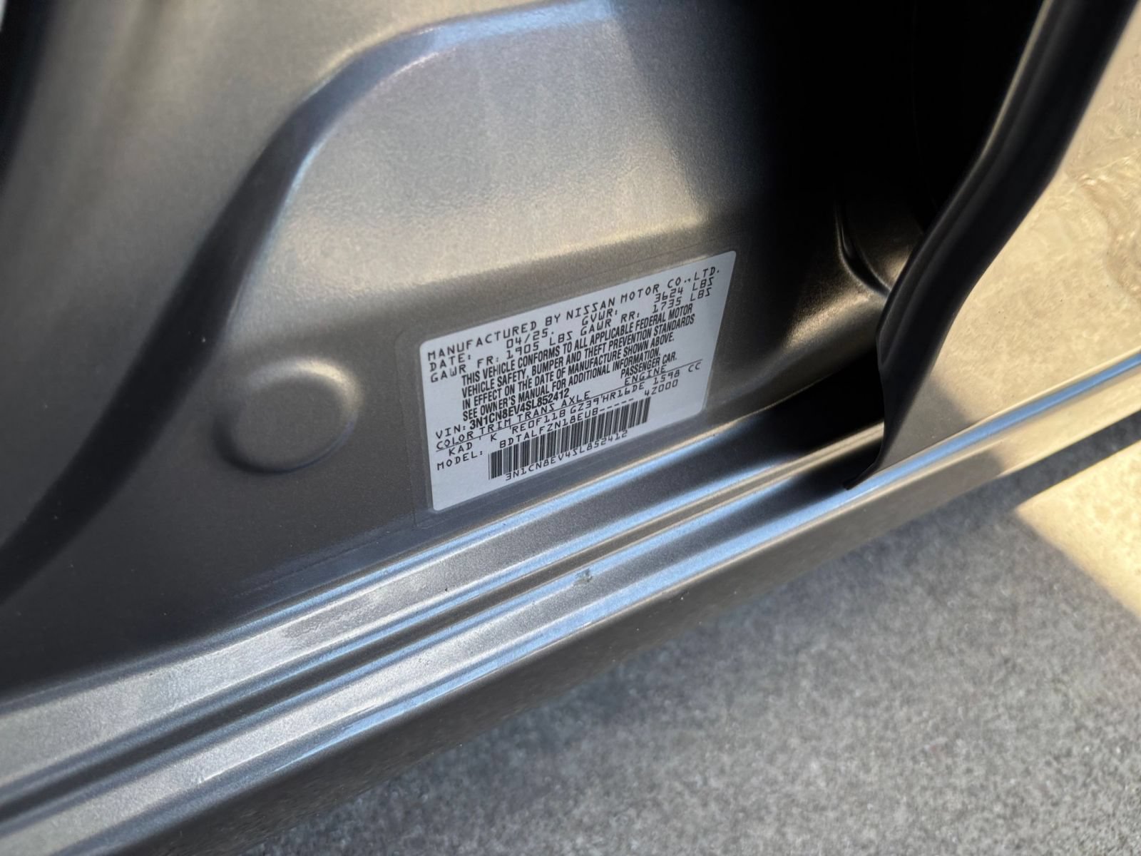 Used 2025 Nissan Versa SV FWD image 28