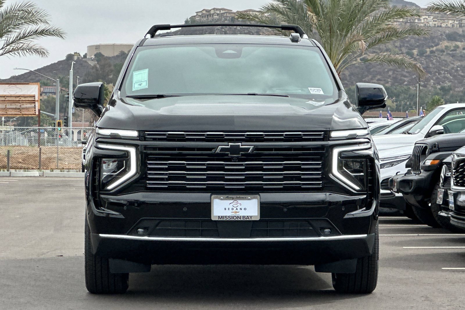 New 2026 Chevrolet Suburban High Country w/ LPO, Illumination Package RWD image 9