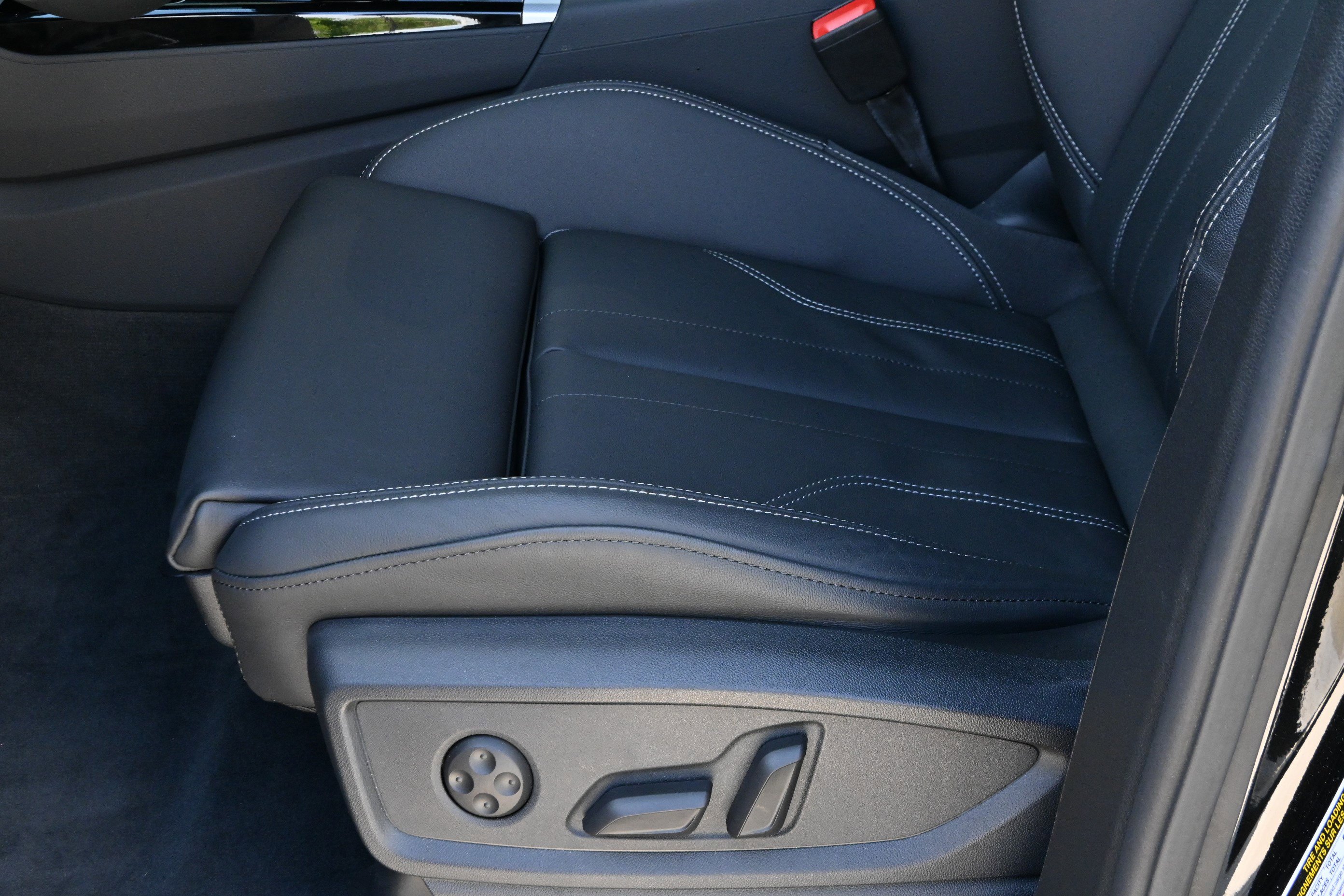 Used 2024 Audi Q5 2.0T Premium w/ Summer of Audi Package image 29