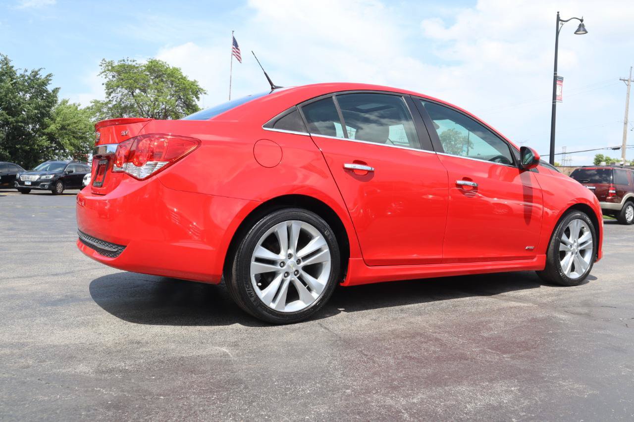 Used 2014 Chevrolet Cruze LTZ w/ RS Package FWD image 5