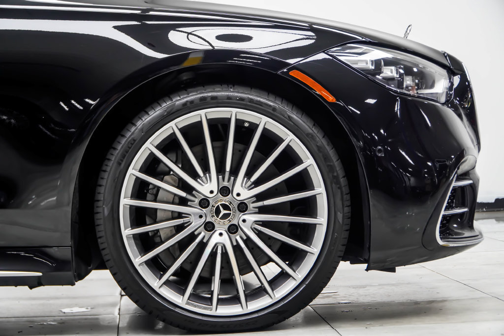 Used 2023 Mercedes-Benz S 500 4MATIC w/ AMG Line image 12