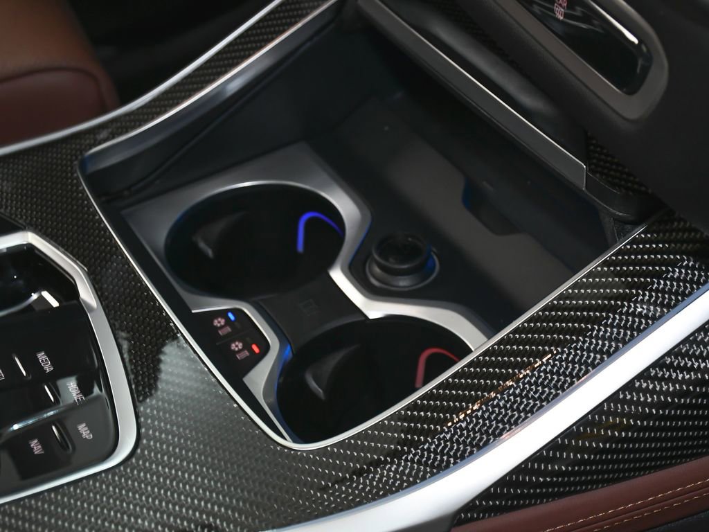 Used 2026 BMW X7 M60i image 68