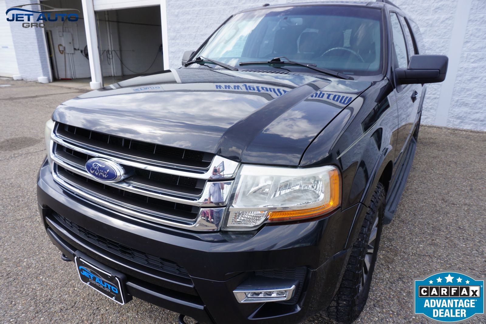 Used 2015 Ford Expedition EL XLT image 5