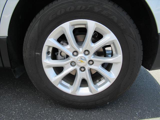 Used 2018 Chevrolet Equinox LT image 8