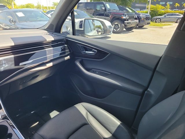 Certified 2023 Audi Q7 3.0T Premium Plus AWD/4WD image 14
