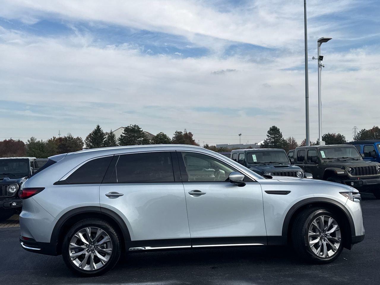 Used 2024 MAZDA CX-90 3.3 Turbo w/ Premium Package image 2