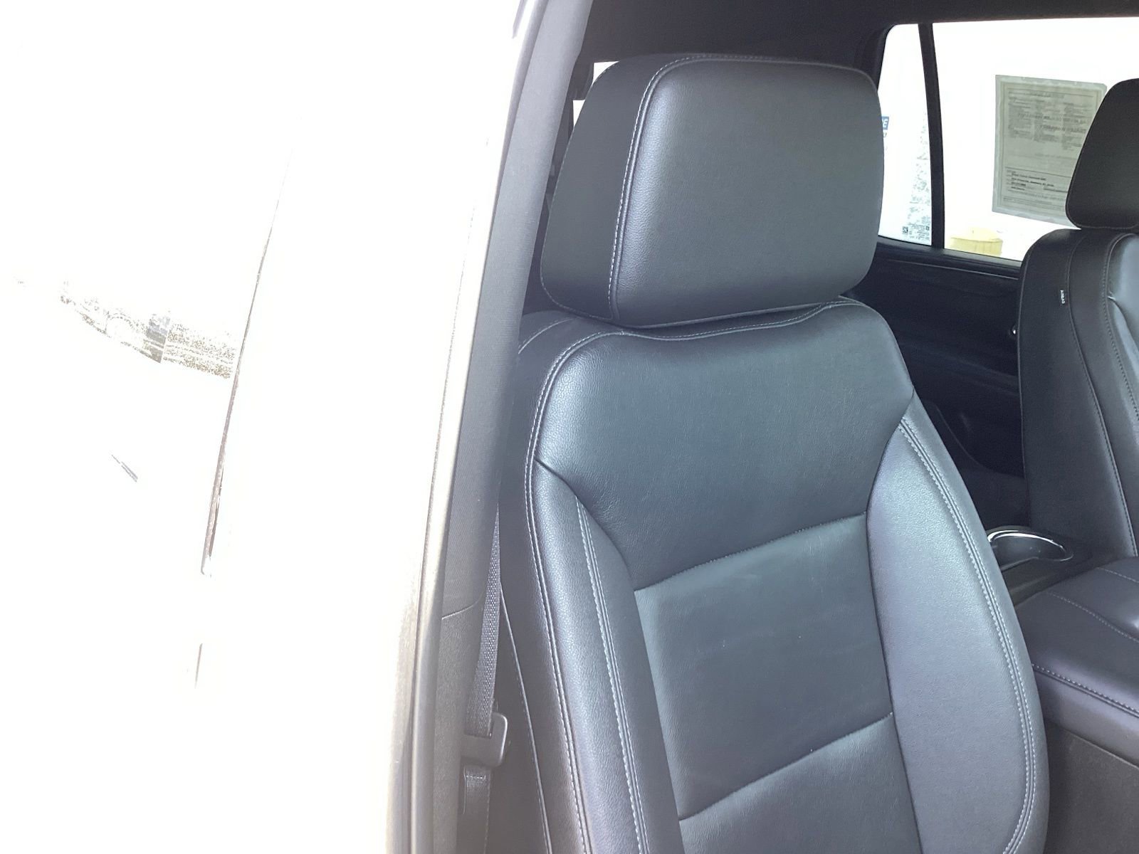 Used 2022 Chevrolet Tahoe LT image 18