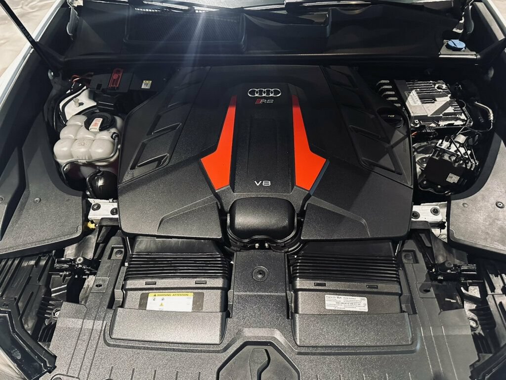 Used 2022 Audi RS Q8 AWD/4WD image 9