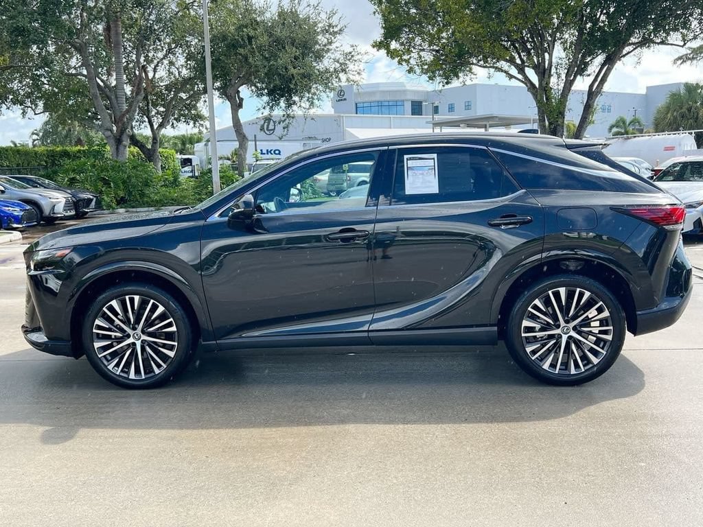 Certified 2025 Lexus RX 350 Premium Plus w/ Accessory Package (Z1) FWD image 4