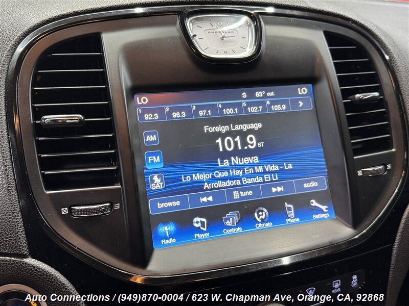 Used 2012 Chrysler 300 S RWD image 16