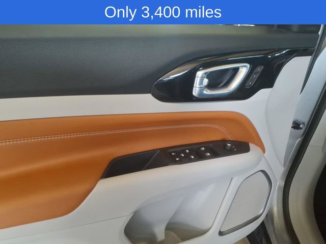 Used 2023 Jeep Compass Limited w/ Elite Group AWD/4WD image 9